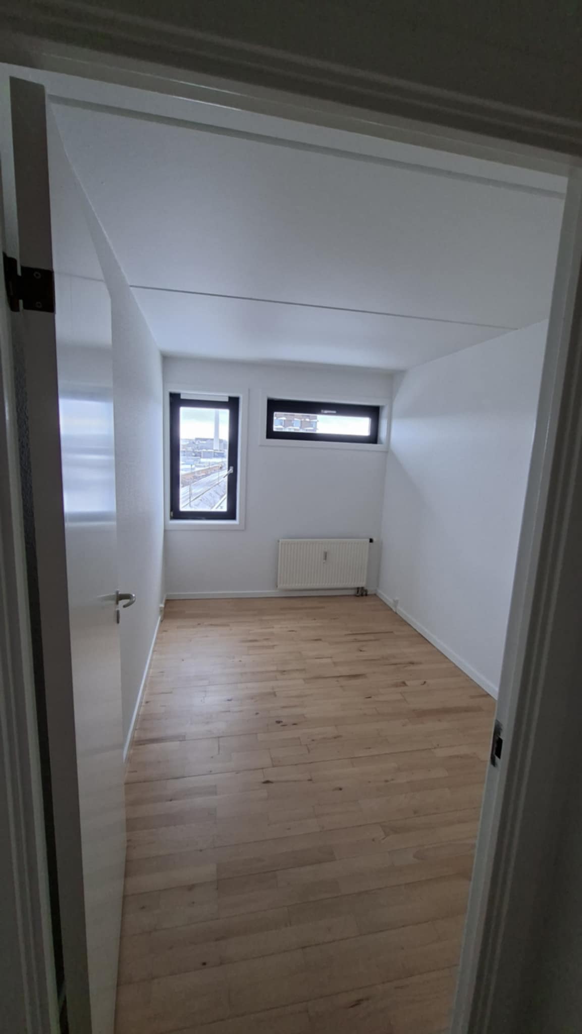 Loftsmaling i lejlighed i Trekroner, Roskilde